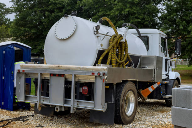 Best Portable restroom trailer rental  in Tunica Resorts, MS